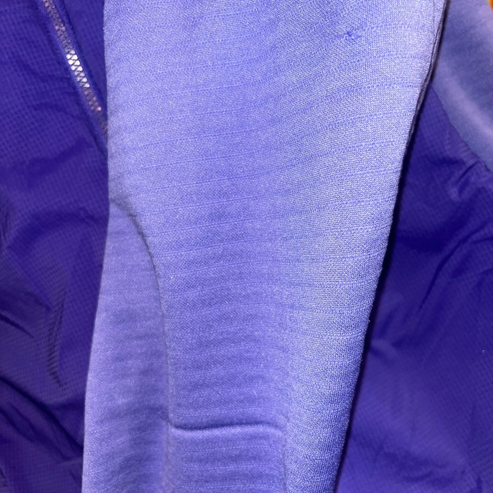The North Face Women's Vibrant Blue Ski Jacket - Picture 4 of 10
